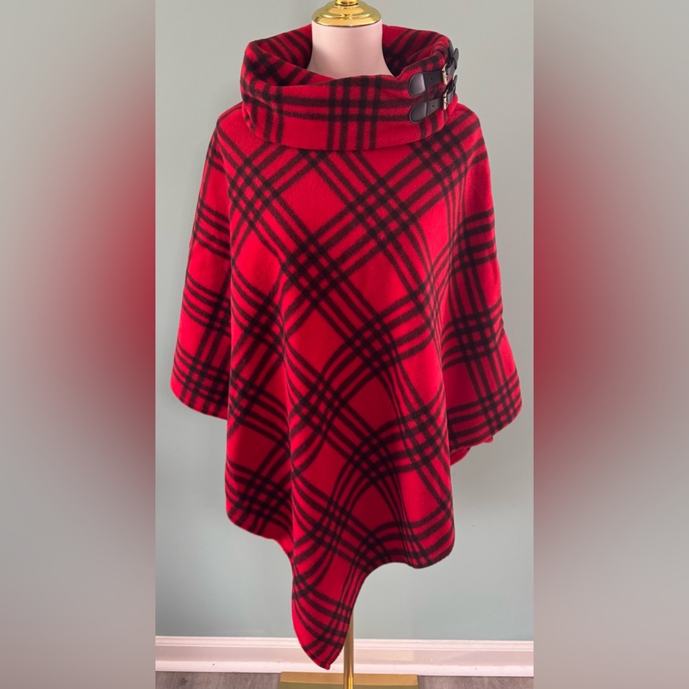 Moda Red and Black Fleece Plaid Poncho, One Size